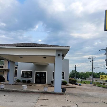 Super 8 By Wyndham Arkadelphia Caddo Valley Area Εξωτερικό φωτογραφία