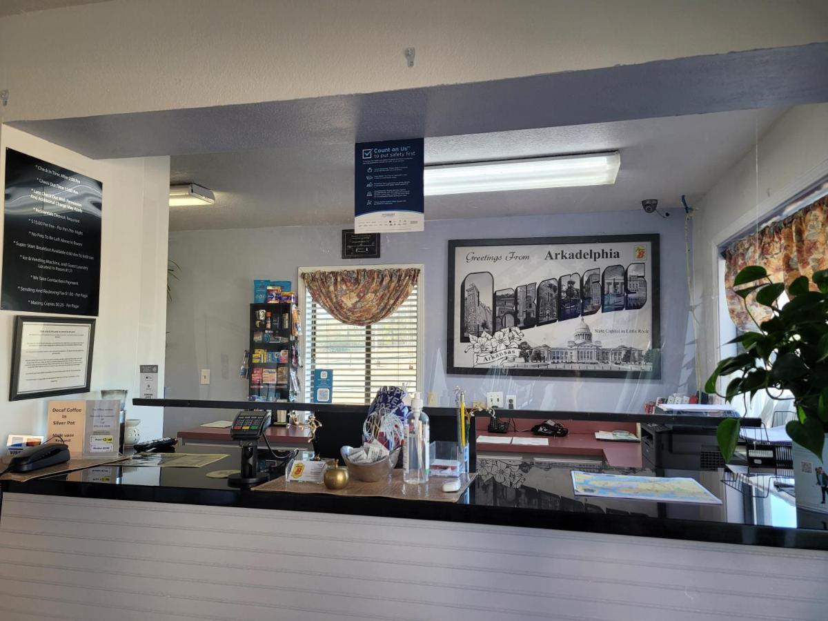 Super 8 By Wyndham Arkadelphia Caddo Valley Area Εξωτερικό φωτογραφία