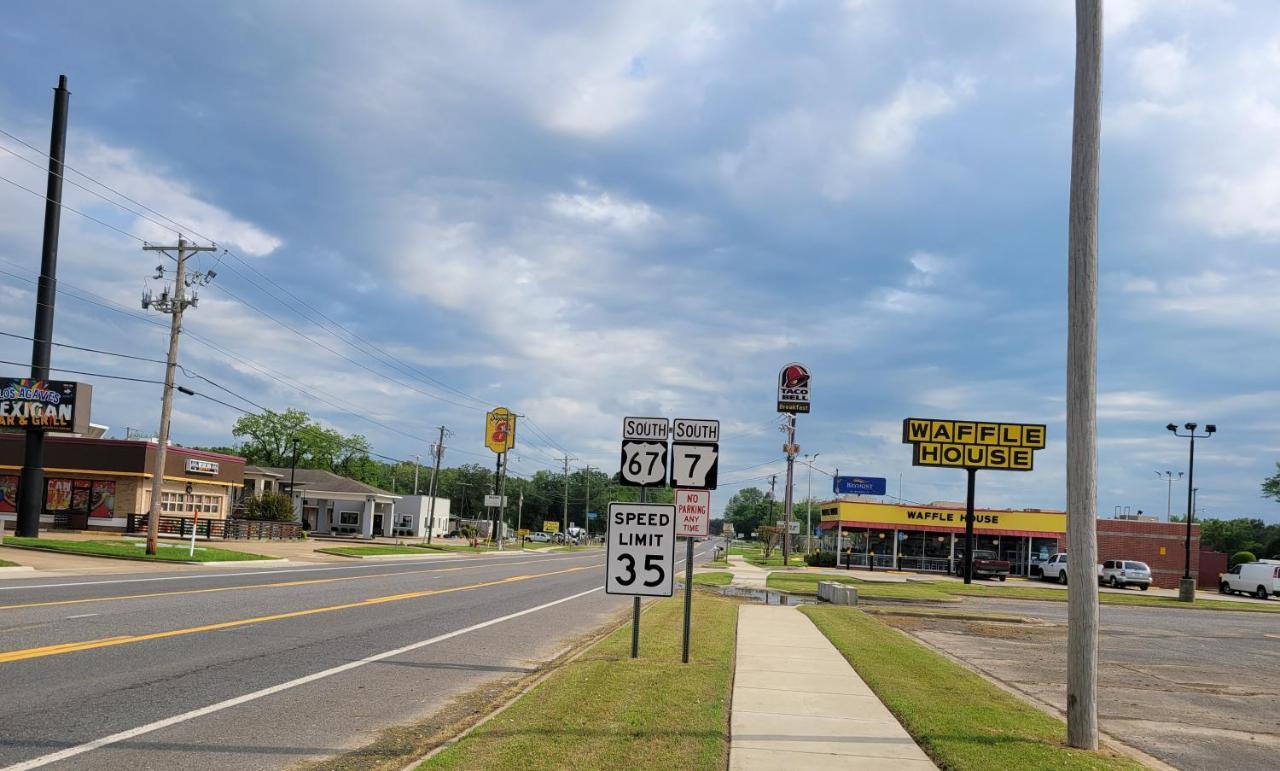 Super 8 By Wyndham Arkadelphia Caddo Valley Area Εξωτερικό φωτογραφία