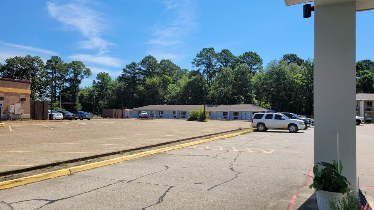 Super 8 By Wyndham Arkadelphia Caddo Valley Area Εξωτερικό φωτογραφία