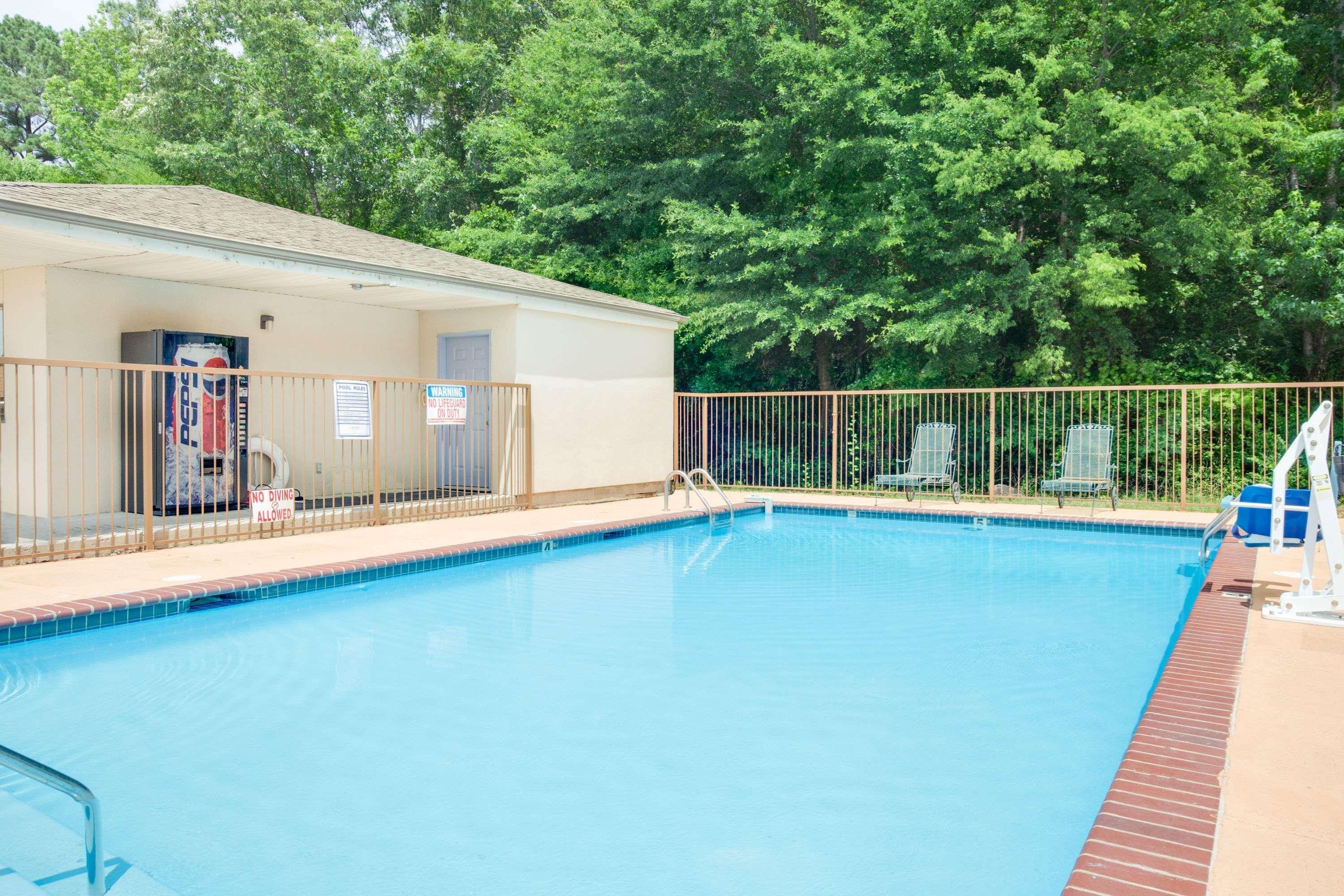 Super 8 By Wyndham Arkadelphia Caddo Valley Area Εξωτερικό φωτογραφία