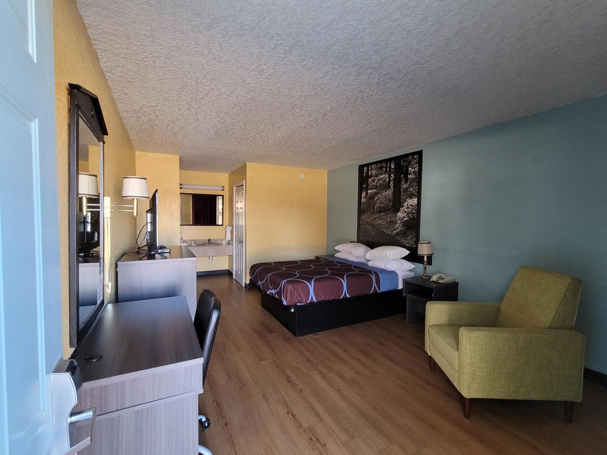 Super 8 By Wyndham Arkadelphia Caddo Valley Area Εξωτερικό φωτογραφία